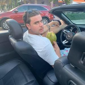 Meet your Posher, Marcio